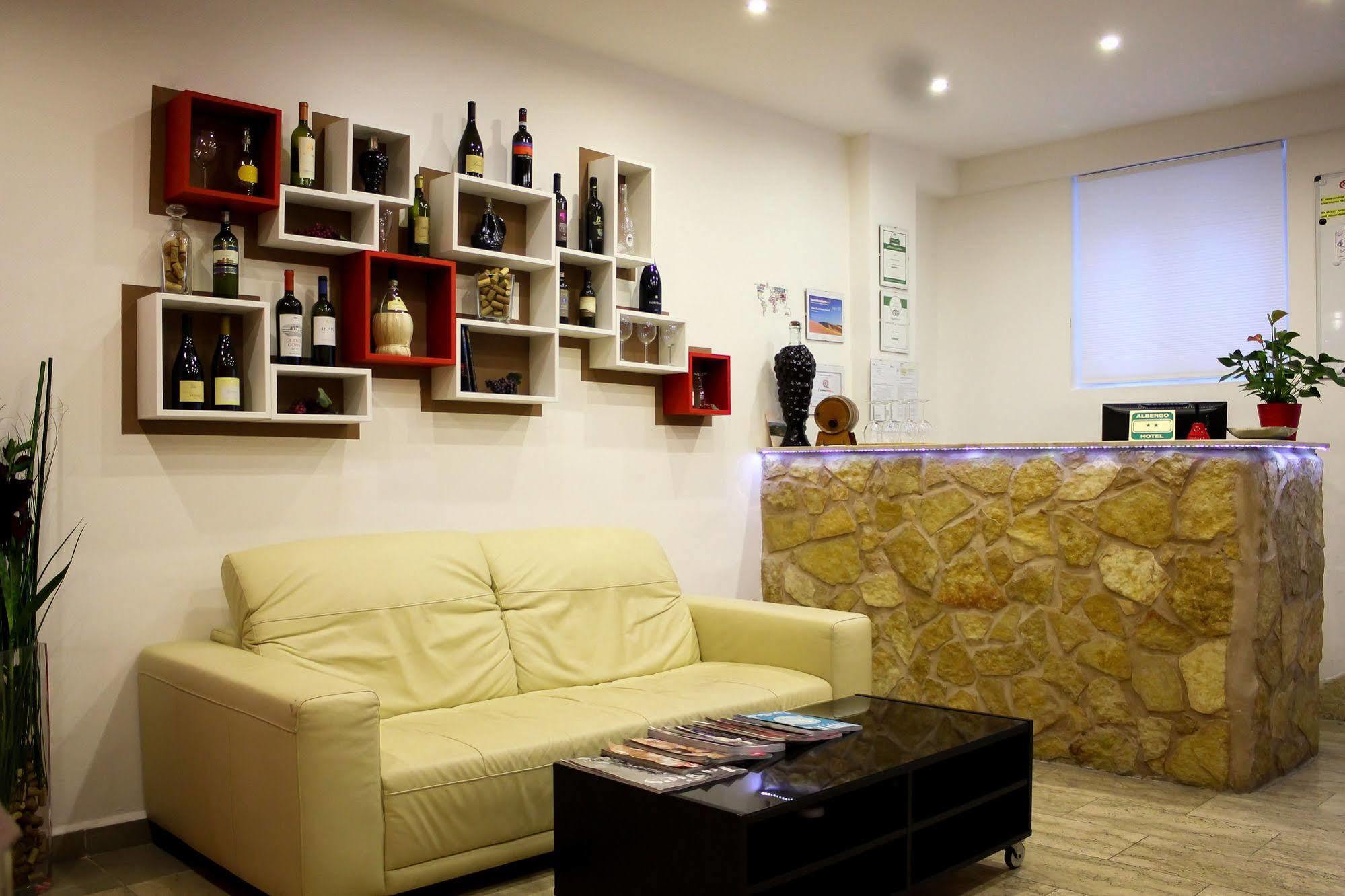 Hotel Rossovino Milano Eksteriør bilde